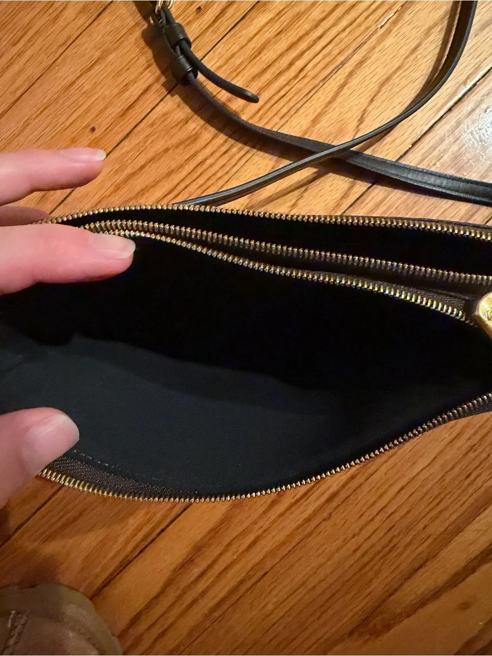 Louis Vuitton Double Zip Pochette